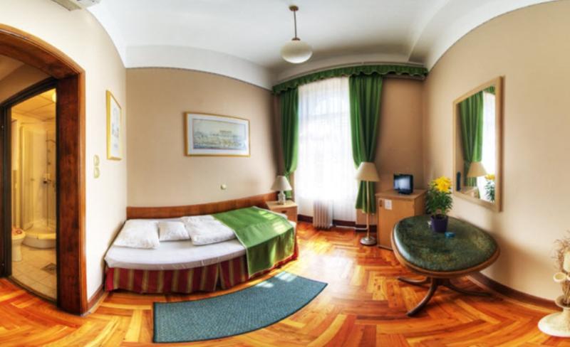 Hotel Omnibusz Budapest Exterior foto