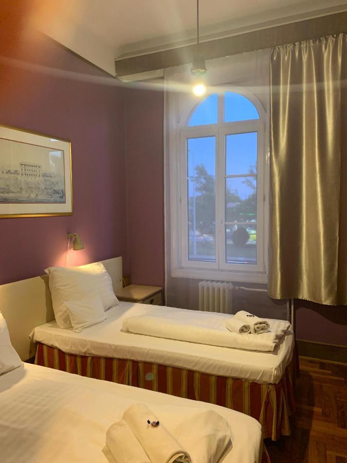 Hotel Omnibusz Budapest Exterior foto